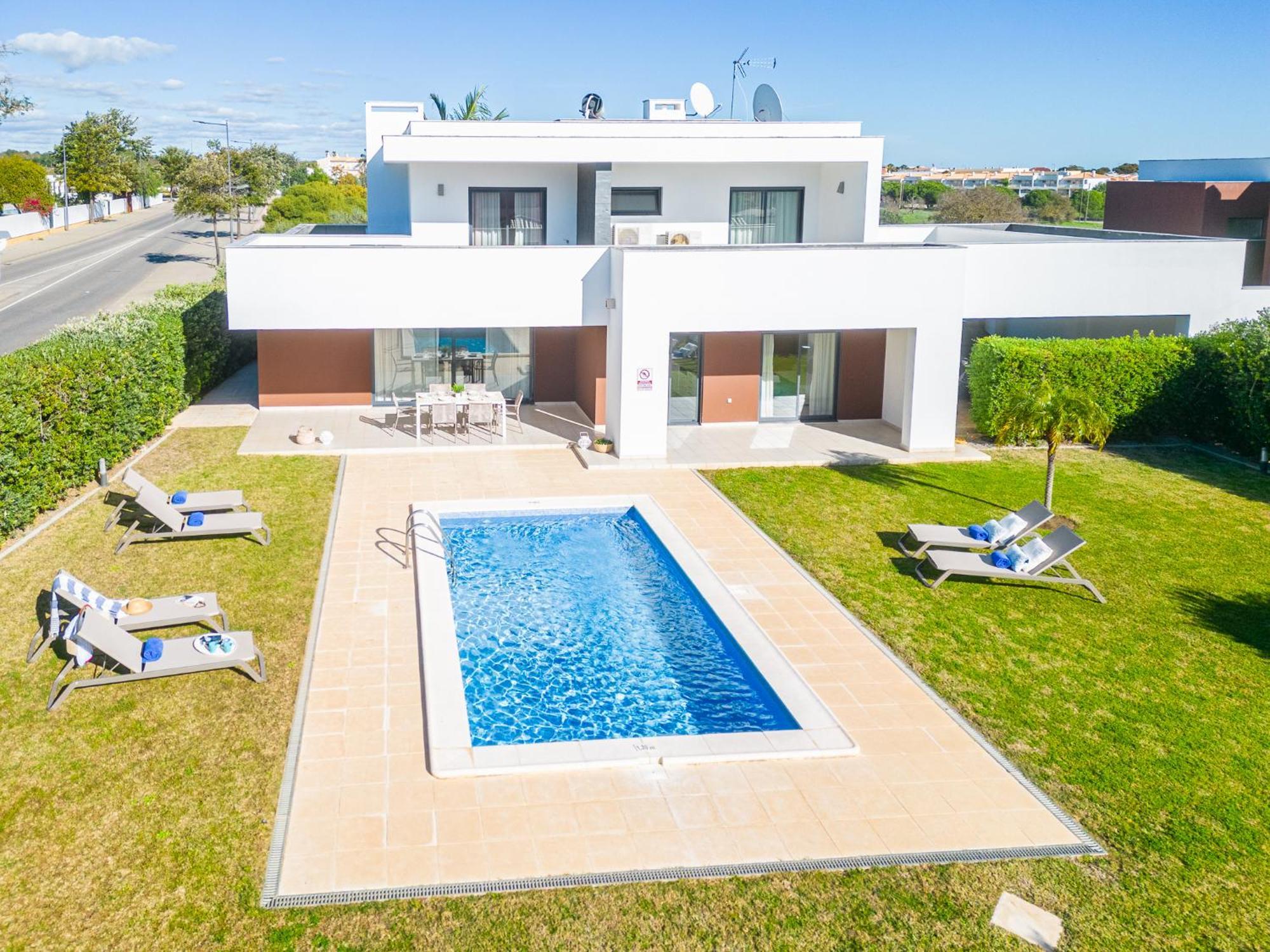 Villas Novochoro - Large Garden- Heatable Pool By Dreamvillasalbufeira Extérieur photo